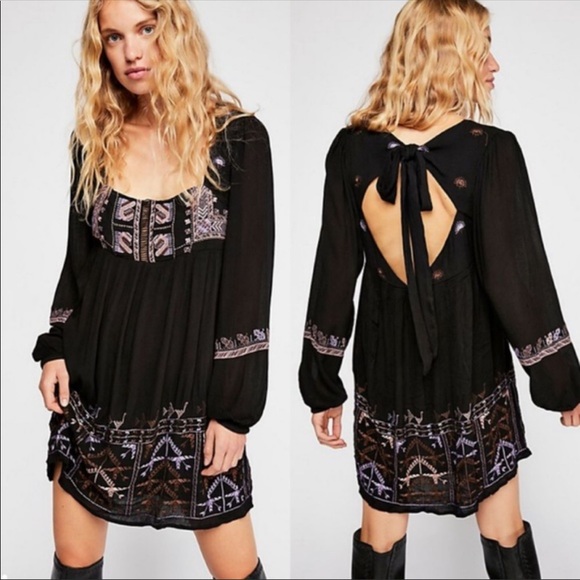 Free People Dresses & Skirts - Free People Rhiannon embroidered black dress